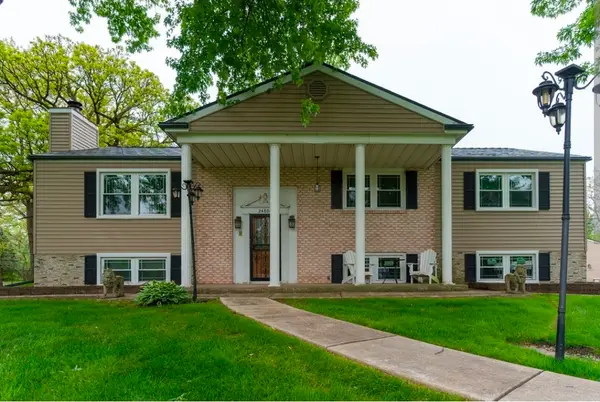 24804 S Oak Lane, Crete, IL 60417