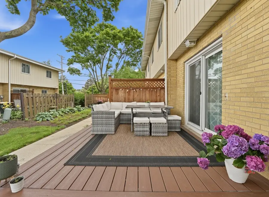 1533 N Arlington Heights Road #C, Arlington Heights, IL 60004 - #3