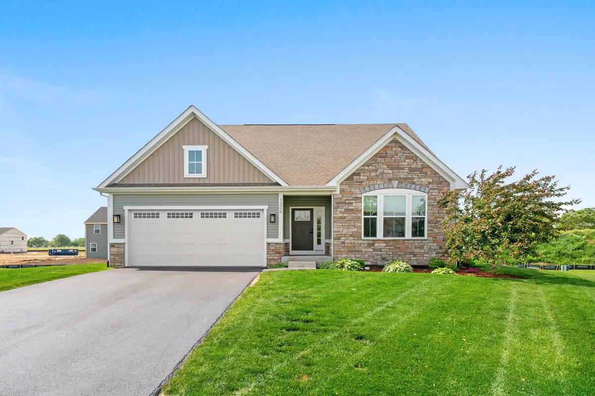 1306 S Wind Drive, Sandwich, IL 60548 - #1