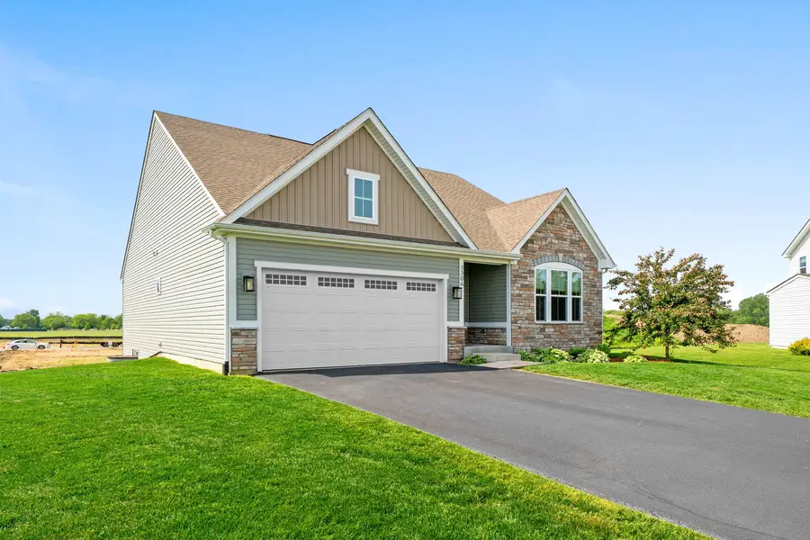 1306 S Wind Drive, Sandwich, IL 60548 - #3