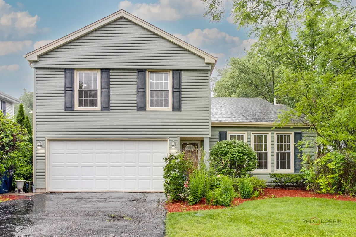 715 N Juneway Avenue, Deerfield, IL 60015 - #1