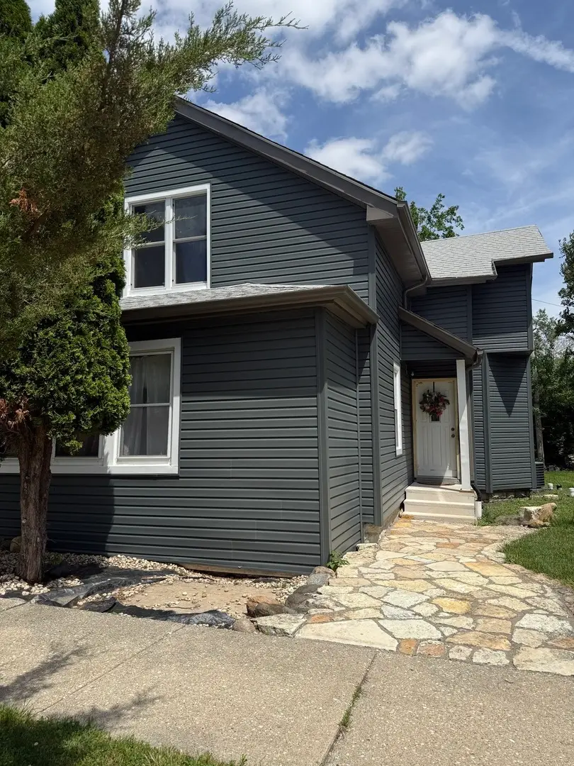 204 Iowa Avenue, Joliet, IL 60433 - #2