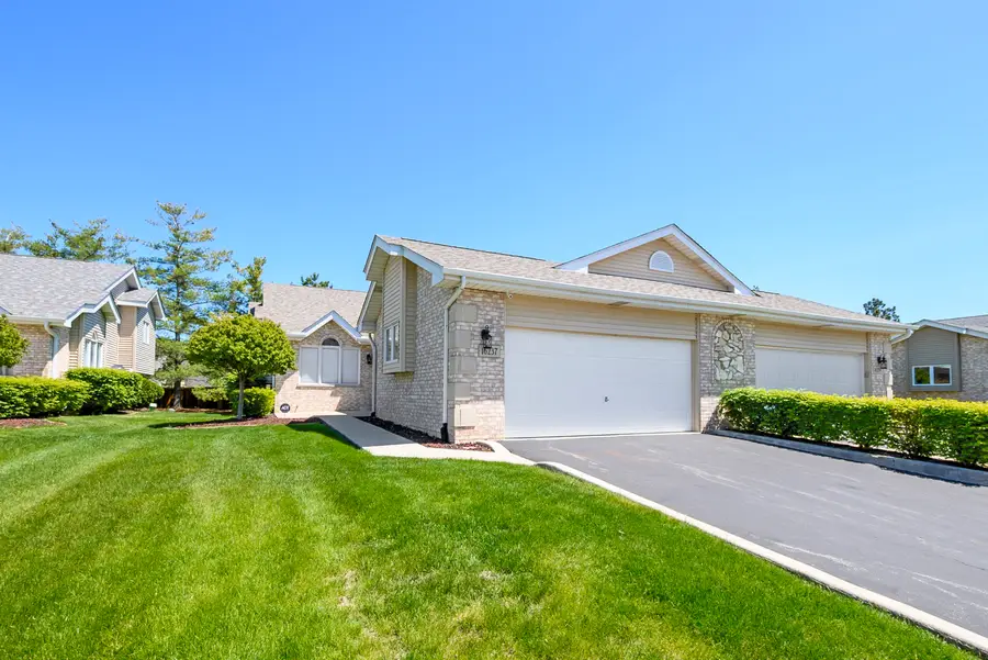 16237 Lake Villa Avenue, Tinley Park, IL 60477 - #3