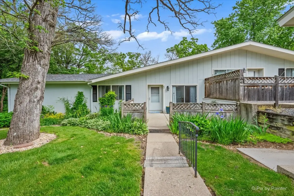 915 Royal Drive #A3, McHenry, IL 60050 - #1