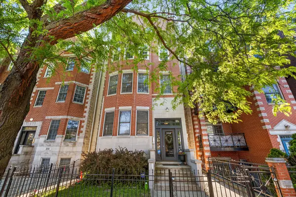 3318 N Damen Avenue #2, Chicago, IL 60618