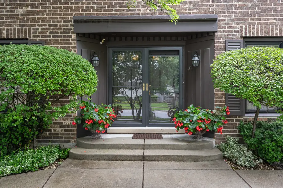 40 Fairview Avenue, Deerfield, IL 60015 - #2