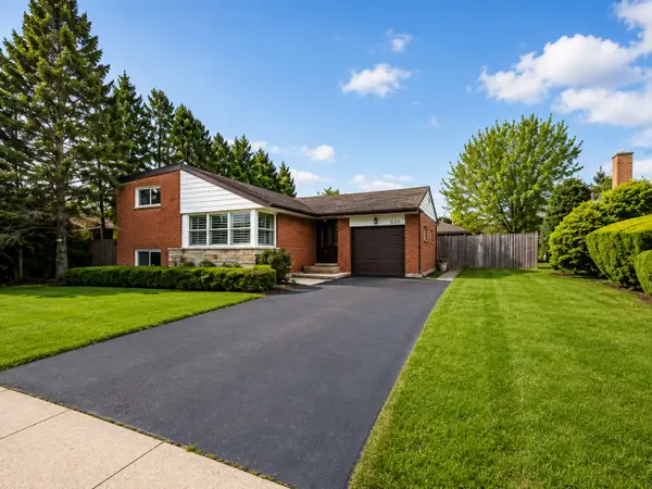 360 E Huntington Lane, Elmhurst, IL 60126