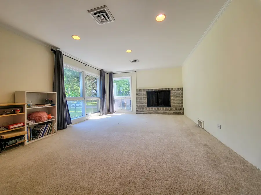 1958 Castlewood Road, Highland Park, IL 60035 - #3