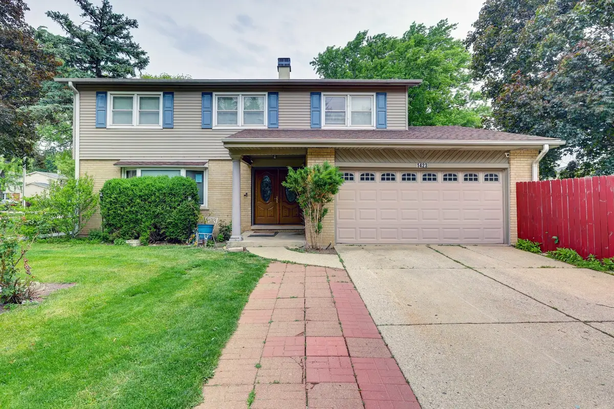 1423 S Cypress Drive, Mount Prospect, IL 60056 - #1