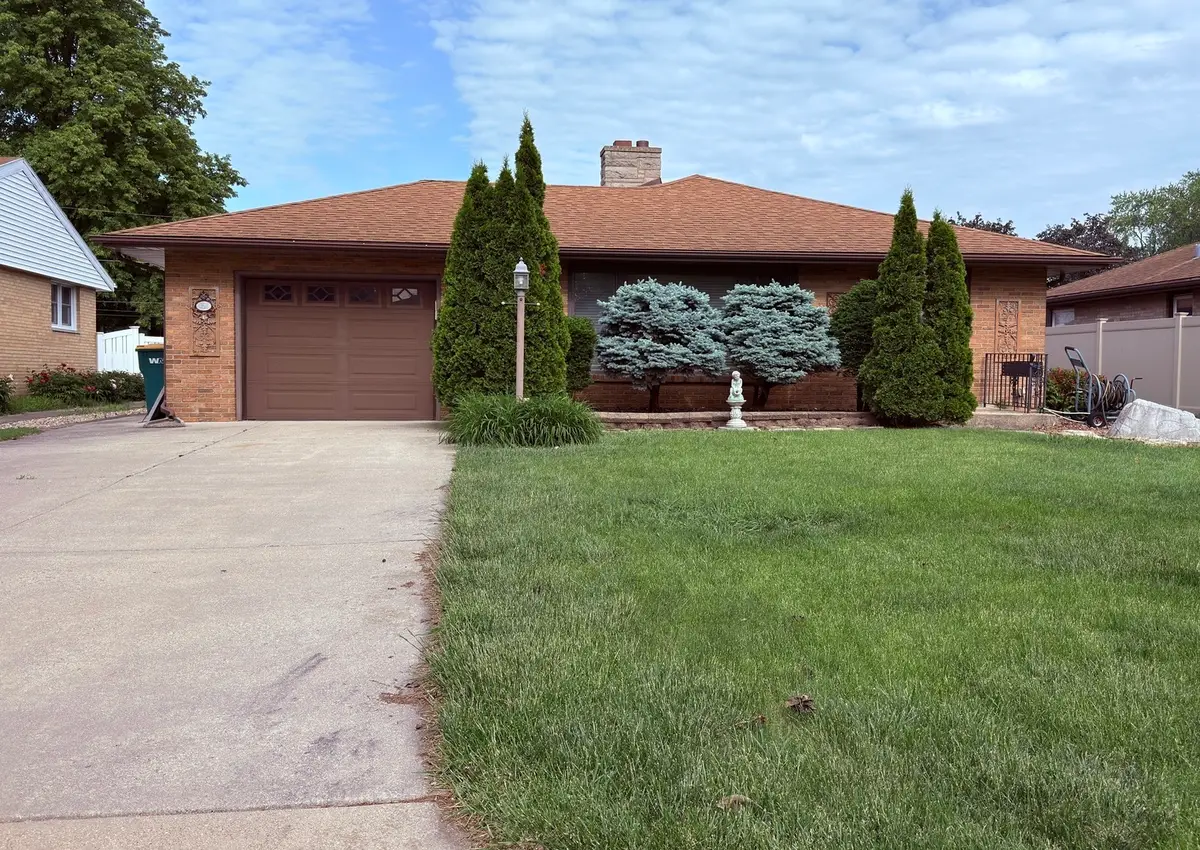 910 Catherine Street, Joliet, IL 60435 - #1