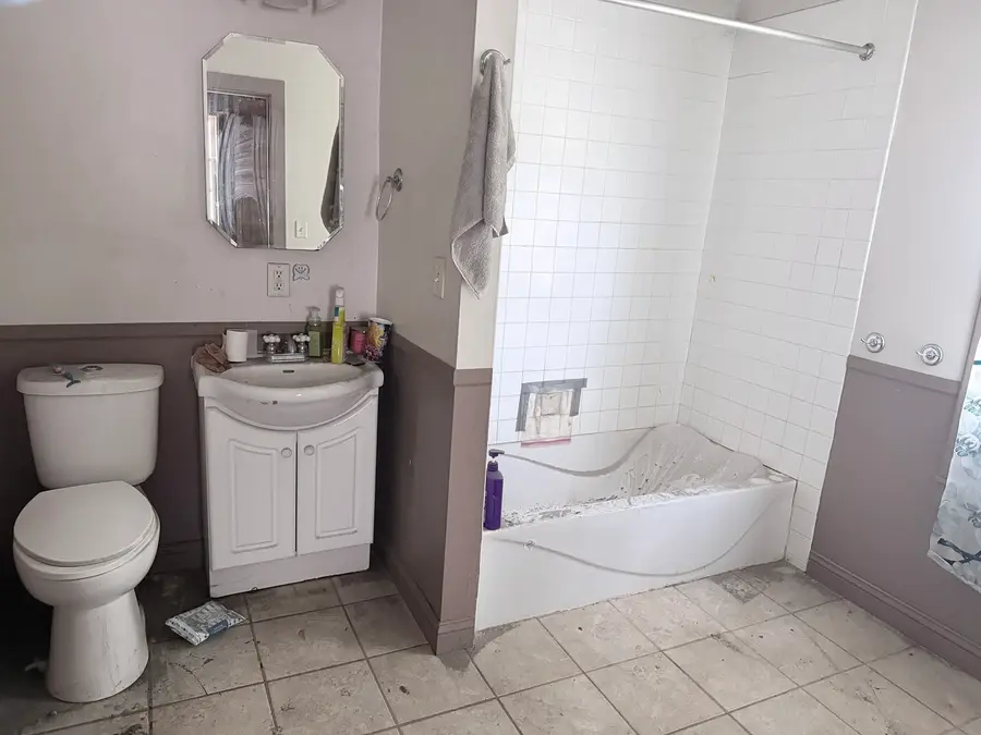 825 N Broadway Street, Joliet, IL 60435 - #3