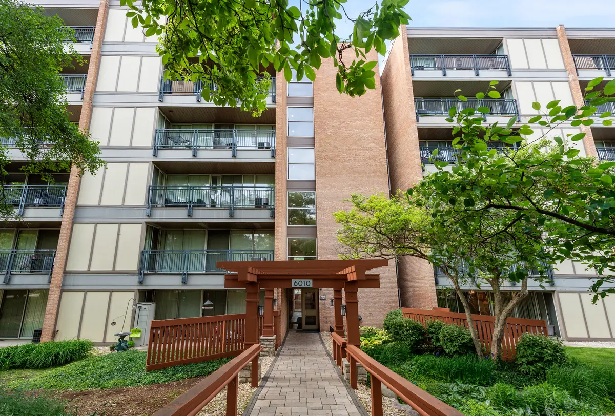 6010 Oakwood Drive #6A, Lisle, IL 60532 - #1