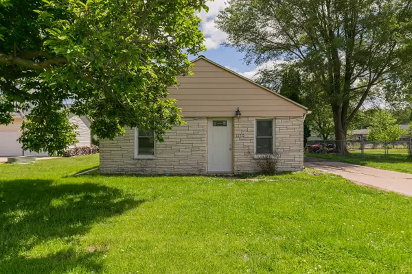 1150 48th Street, Moline, IL 61265