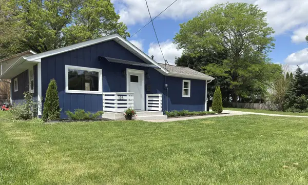 125 S College Street, Batavia, IL 60510