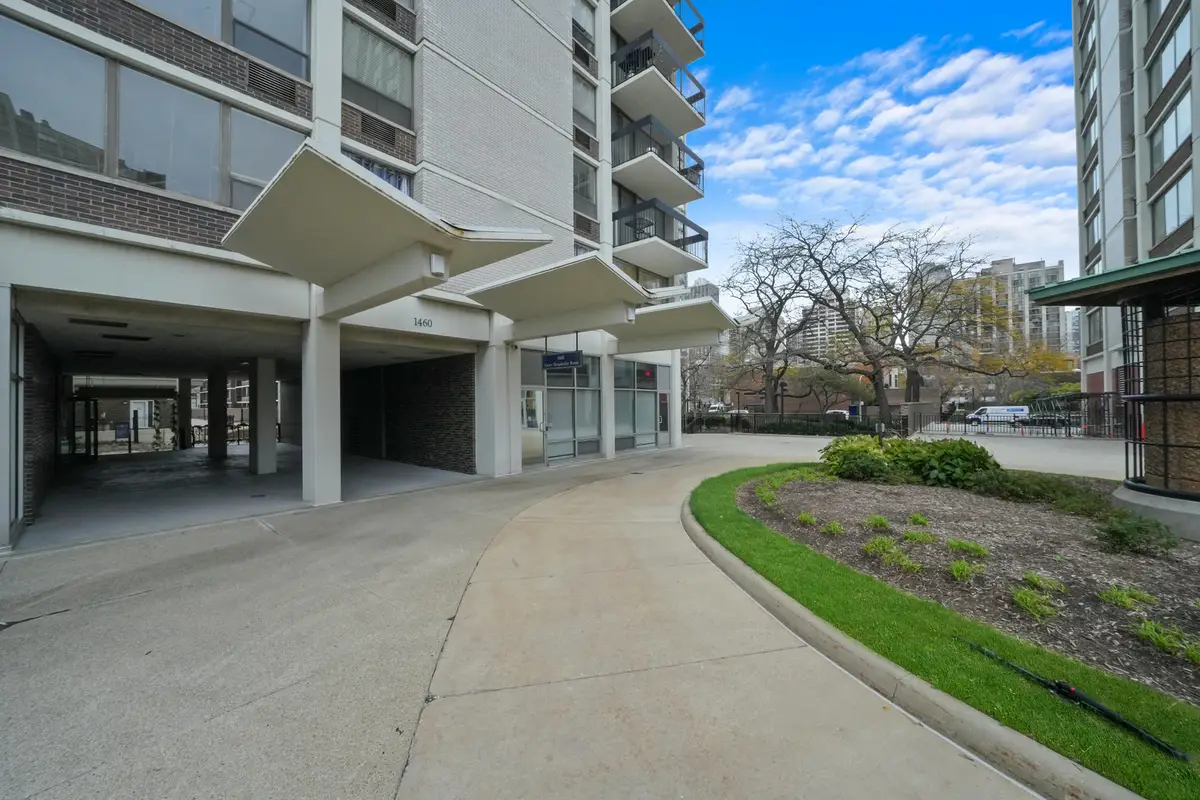 1460 N Sandburg Terrace #2303A, Chicago, IL 60610 - #1
