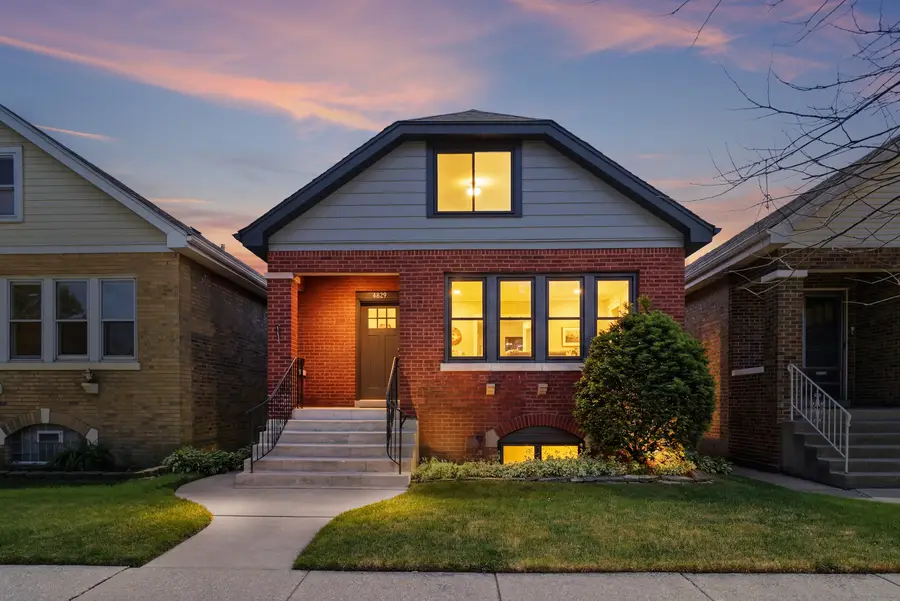 4829 W Strong Street, Chicago, IL 60630 - #2