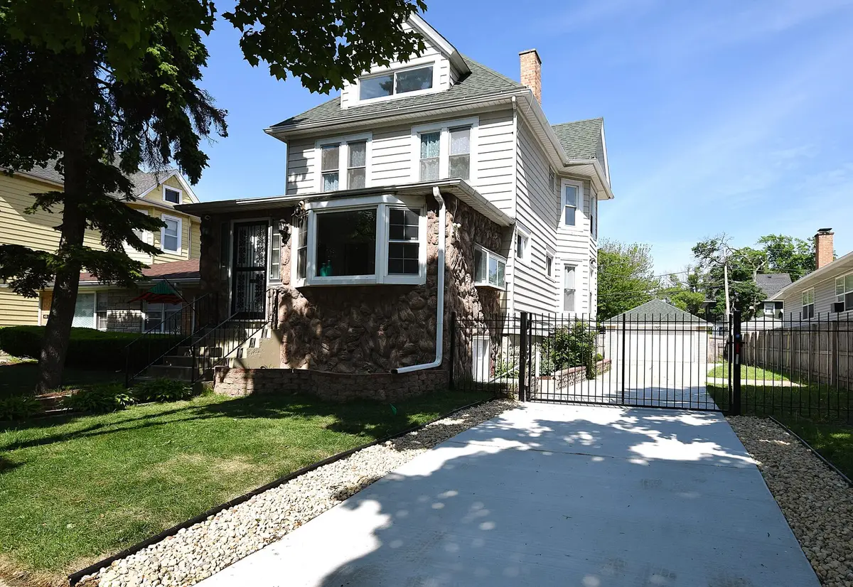 407 S 20th Avenue, Maywood, IL 60153 - #1