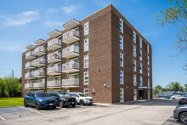 7225 W Higgins Avenue #502, Chicago, IL 60656