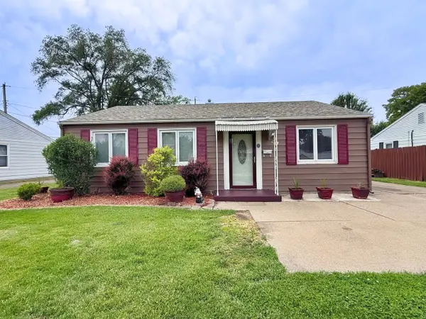971 41st Street, Moline, IL 61265