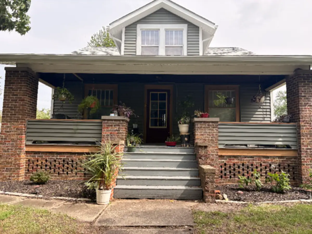109 Washington Street, Benson, IL 61516 - #1