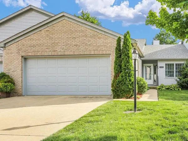 1212 Quail Run Drive, Savoy, IL 61874