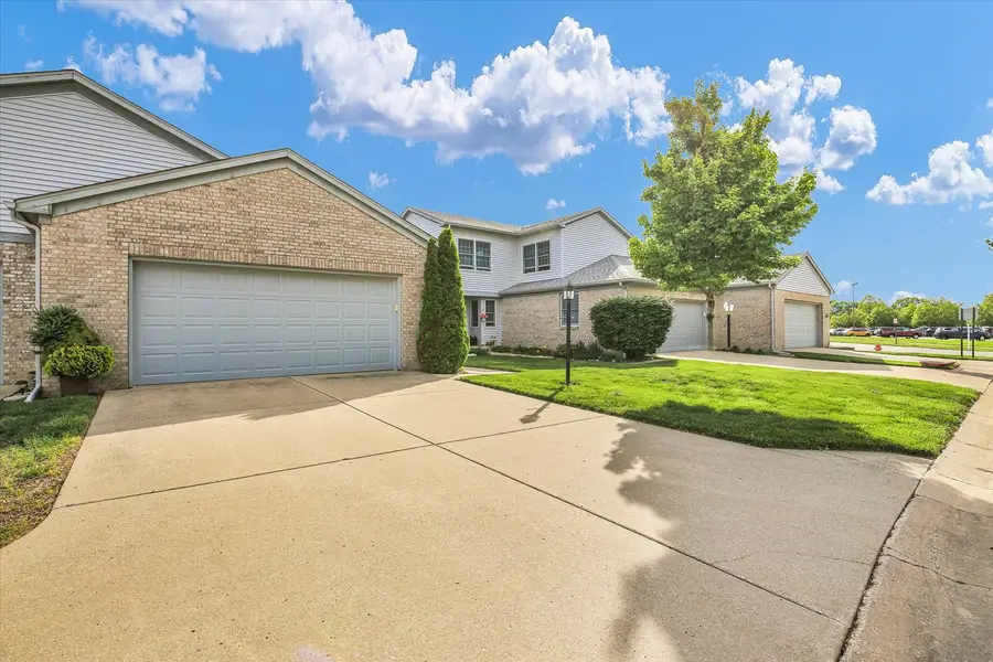 1212 Quail Run Drive, Savoy, IL 61874 - #3