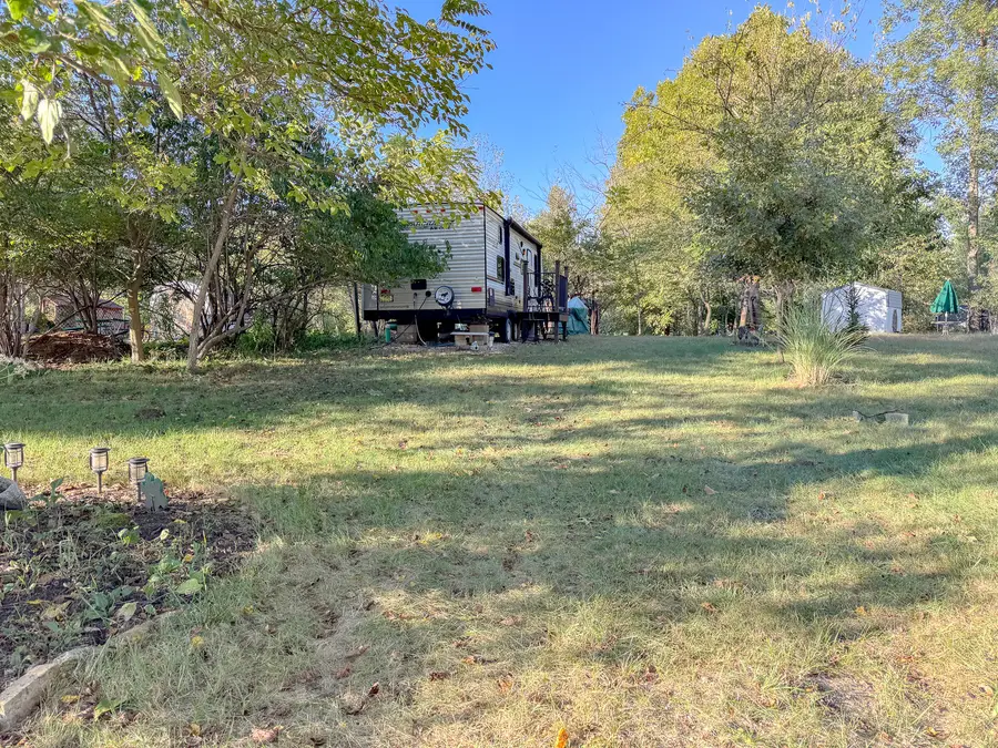 9/46 Woodhaven, Sublette, IL 61367 - #3