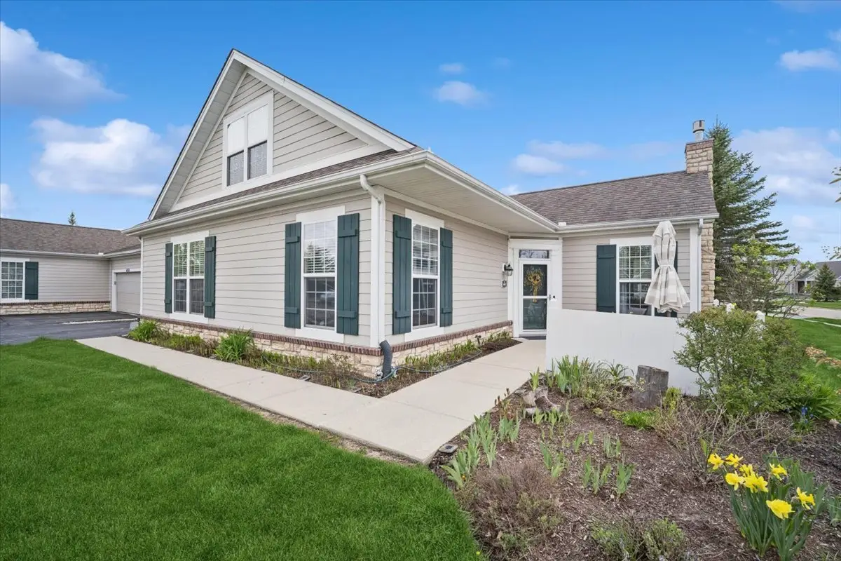 640 Schumann Street, Woodstock, IL 60098 - #1