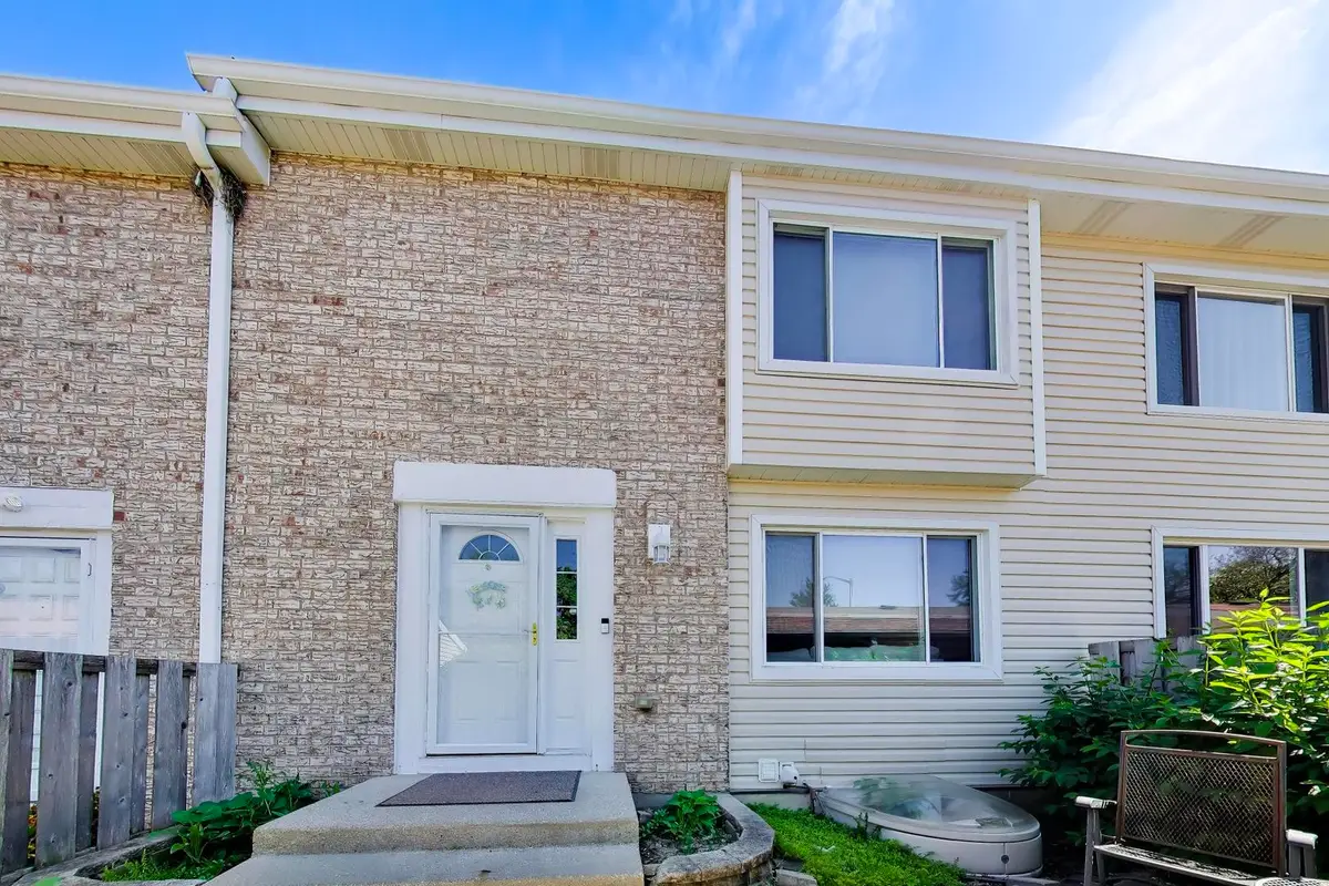 289 Barclay Drive, Glendale Heights, IL 60139 - #1