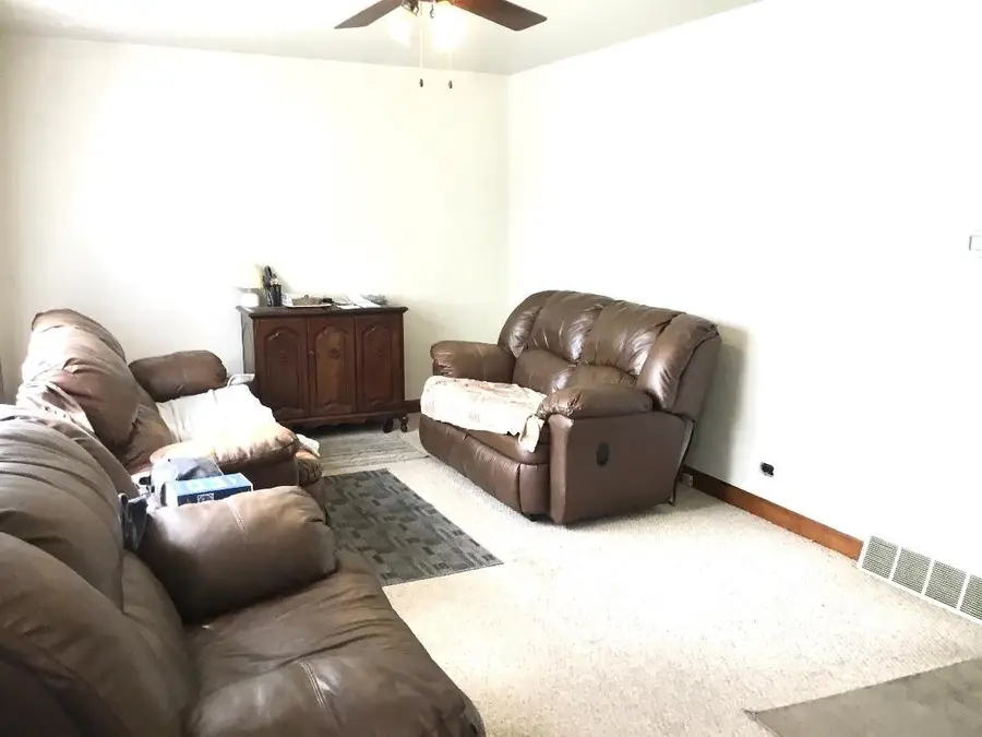 4812 S Leclaire Avenue, Chicago, IL 60638 - #2