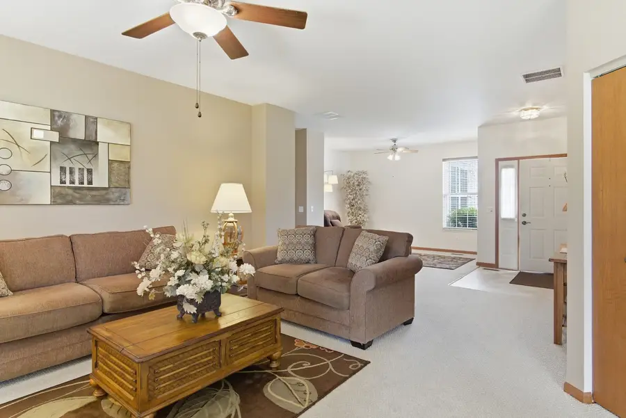 672 Cadillac Circle, Romeoville, IL 60446 - #2