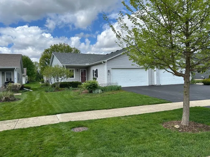 34 S Juniper Drive, North Aurora, IL 60542 - #2