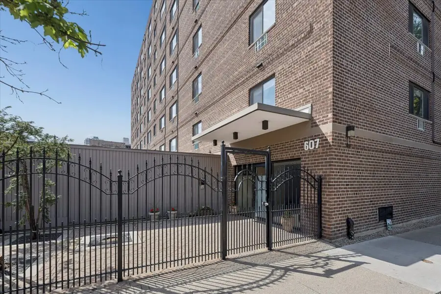 607 W Wrightwood Avenue #415, Chicago, IL 60614 - #2