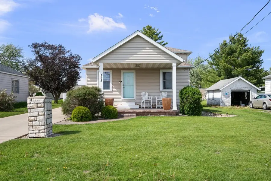 328 E South Street, Kewanee, IL 61443 - #2