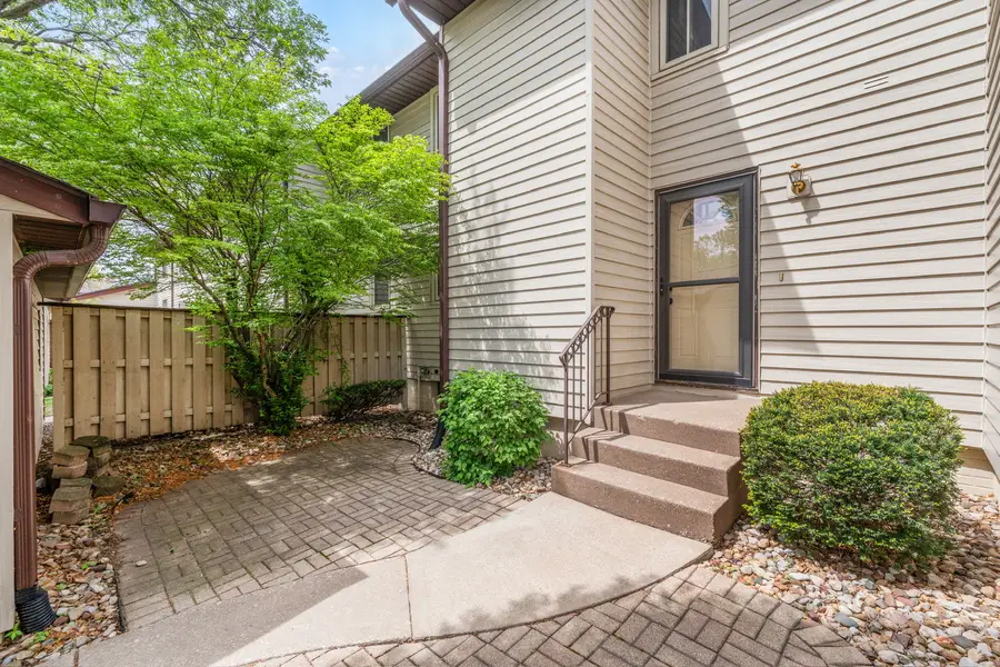 3470 Johnathan Avenue, Bettendorf, IA 52722 - #2