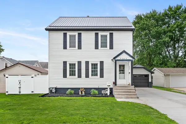 222 E Pearl Street, Geneseo, IL 61254