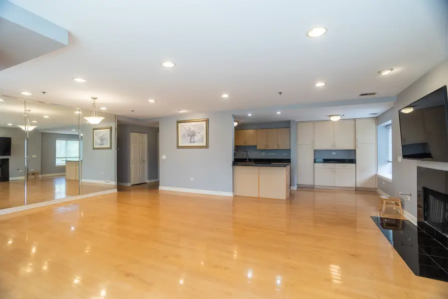 865 E 22nd Street #302, Lombard, IL 60148 - #2