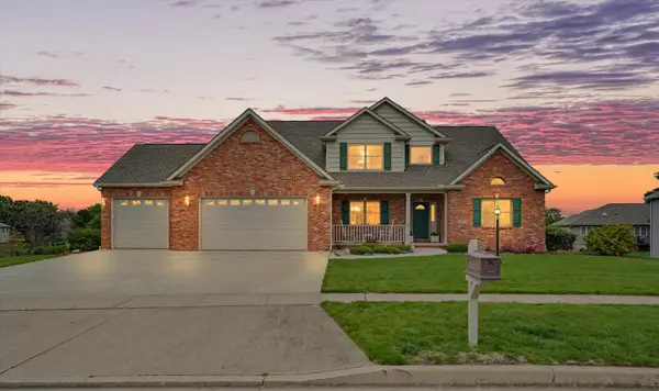 1402 Alydar Drive, Mahomet, IL 61853
