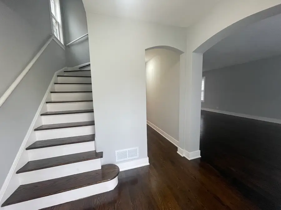 8023 S Yates Boulevard, Chicago, IL 60617 - #3