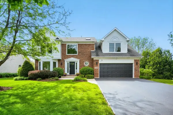 1820 Nicholson Drive, Hoffman Estates, IL 60192