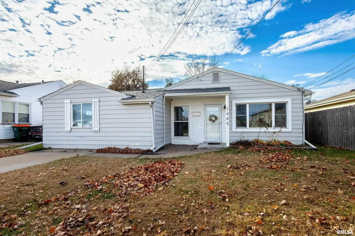 2449 W 13th Street, Davenport, IA 52804 - #1