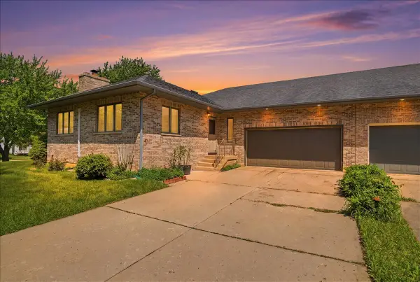 300 Old Mill Lane, Hampshire, IL 60140