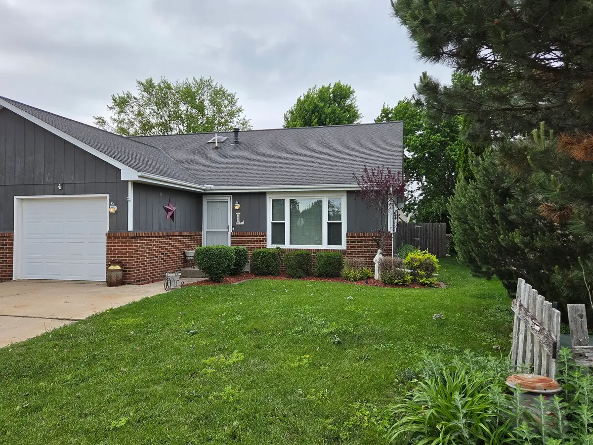 1000 W Mckinley Road, Ottawa, IL 61350 - #1