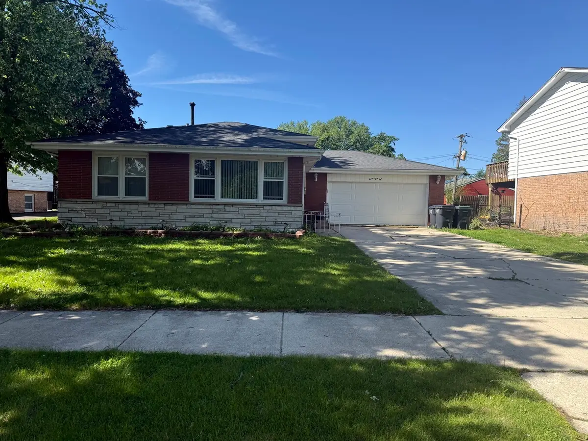 738 E 158th Street, South Holland, IL 60473 - #1