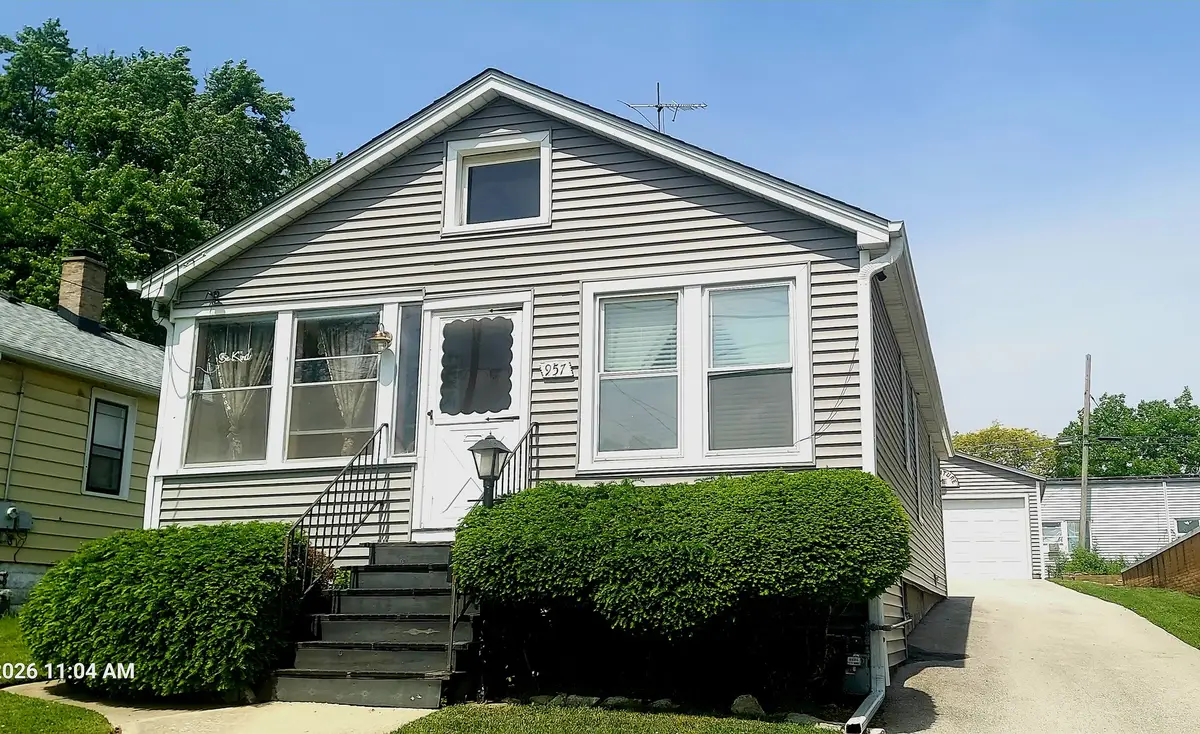 957 Mason Avenue, Aurora, IL 60506 - #1