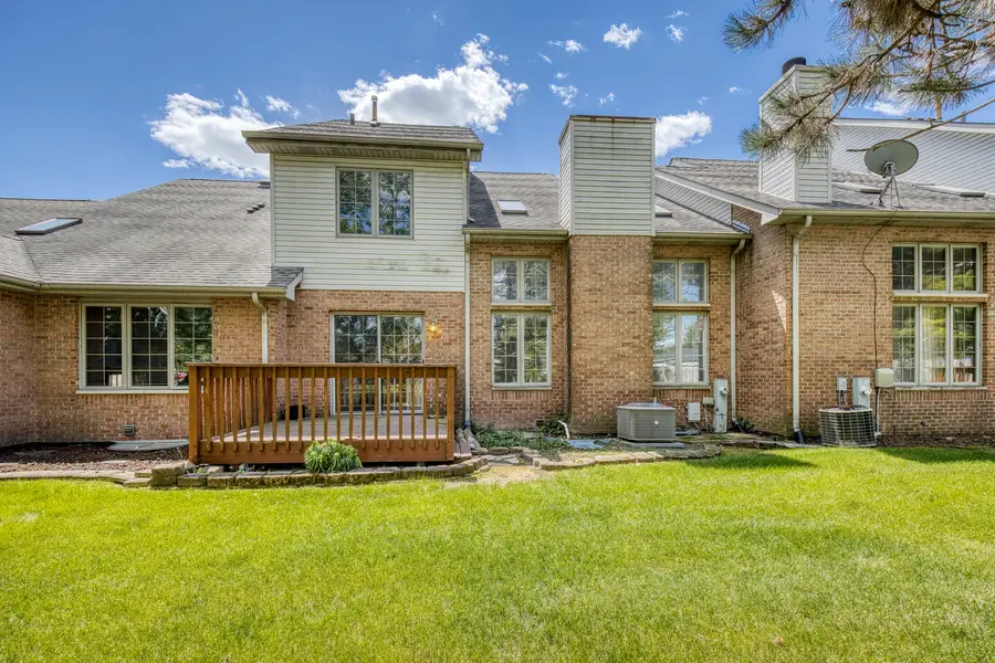 18322 Pond View Court, Tinley Park, IL 60477 - #2