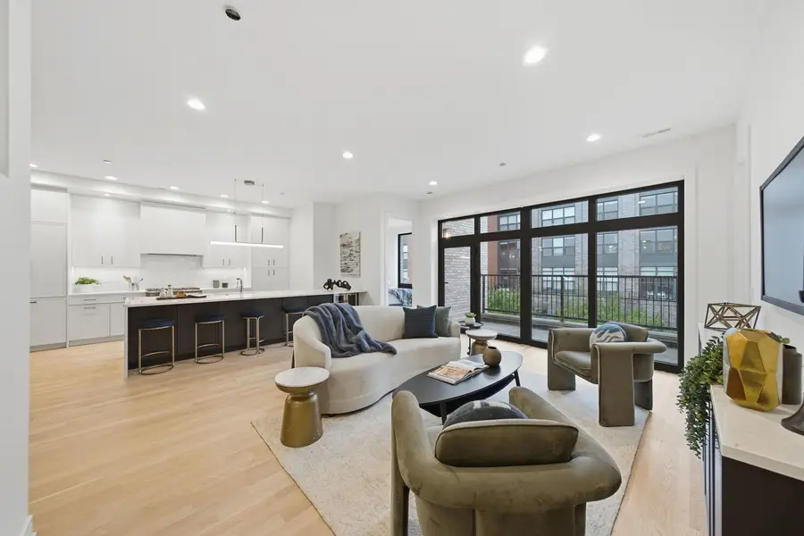 2481 N Milwaukee Avenue #202, Chicago, IL 60647 - #2