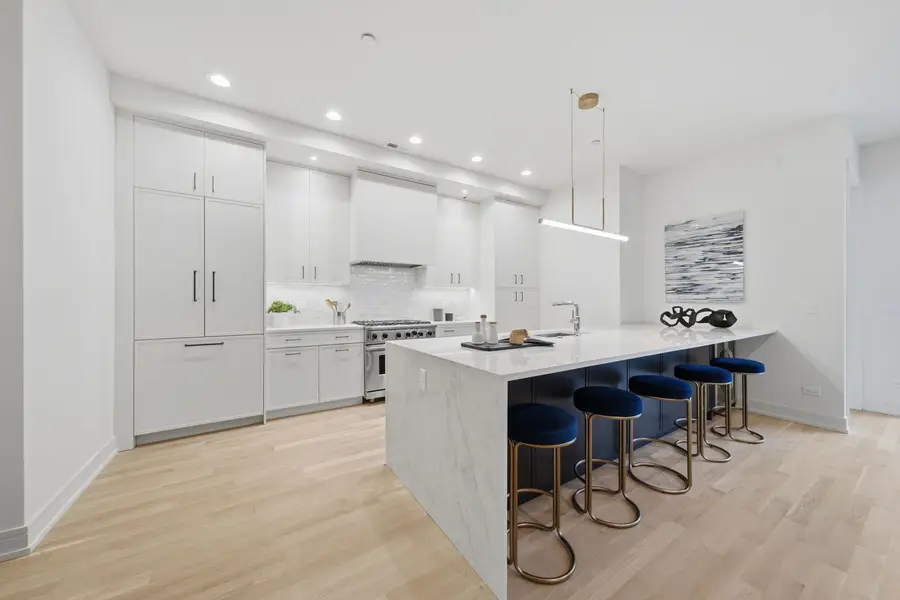 2481 N Milwaukee Avenue #202, Chicago, IL 60647 - #3