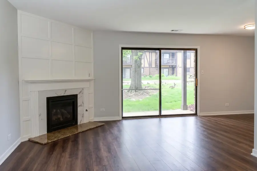 890 Sheldon Court #D, Wheaton, IL 60189 - #3