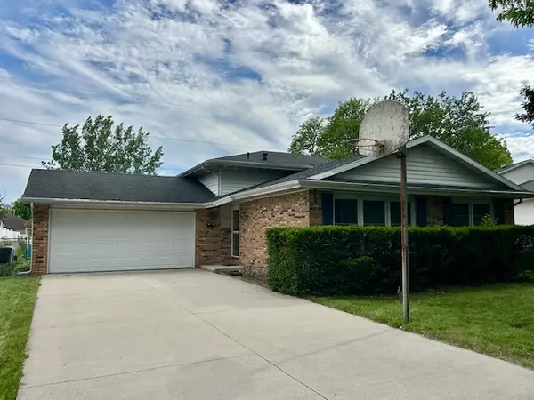 226 Meadows Road S, Bourbonnais, IL 60914